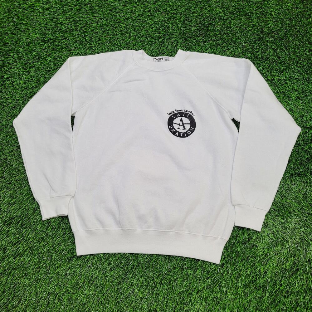 Vintage 80s Hanes Sweatshirt Womens Large 20x23 Sail-Bration